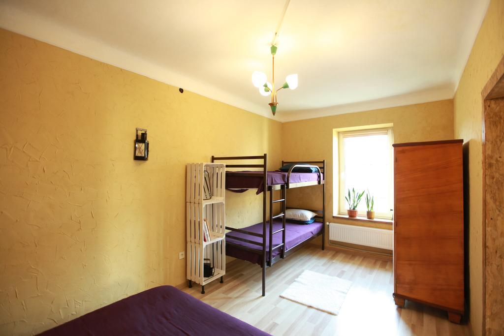 Apartment On Zaliznychna Lviv Szoba fotó