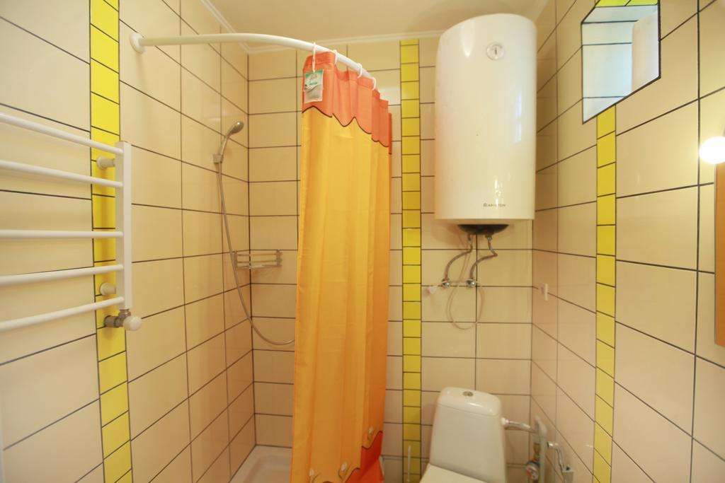 Apartment On Zaliznychna Lviv Kültér fotó